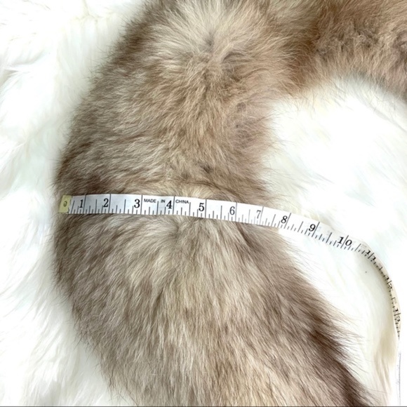 Authentic silver fox fur collar wrap scarf style - Picture 10 of 10